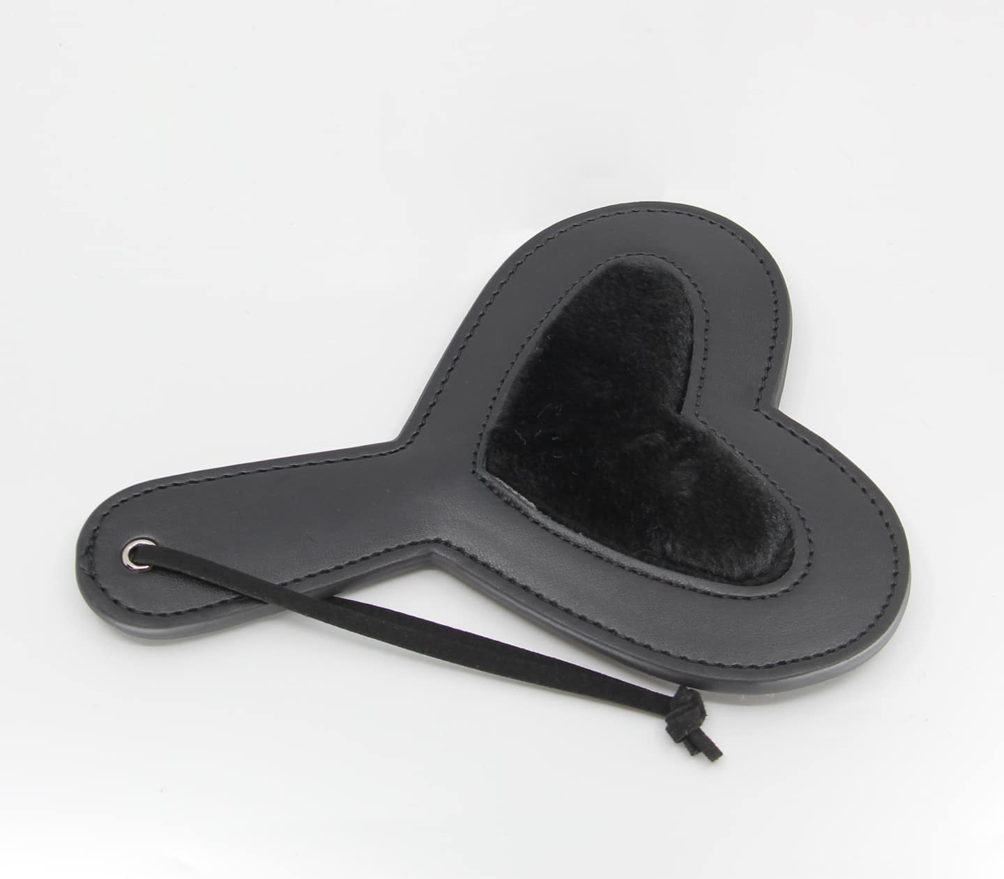 fur inlaid heart paddle black