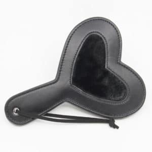 fur inlaid heart paddle black